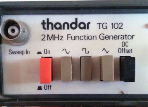 Thandar Function Generator 2 MHz