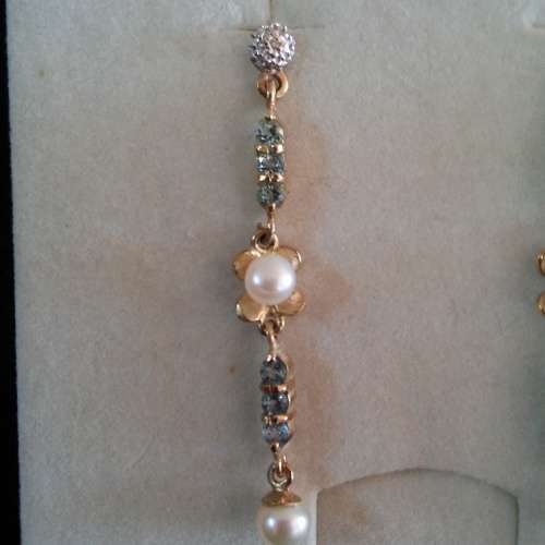 STUNNING 9CT gold drop earrings encrusted with diamonds, Aquamarine gemstones and freshwater pearls