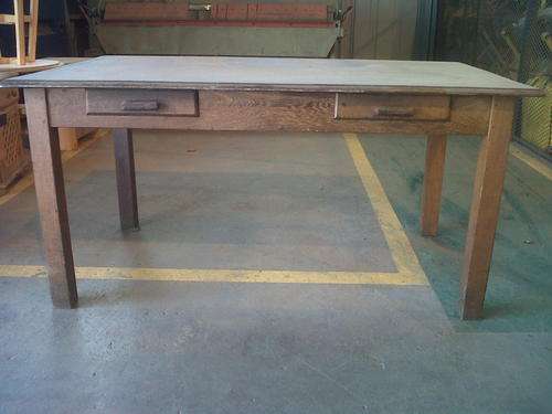 BEAUTIFUL ANTIQUE ROSEWOOD DESK!!! CRAZY R1 START