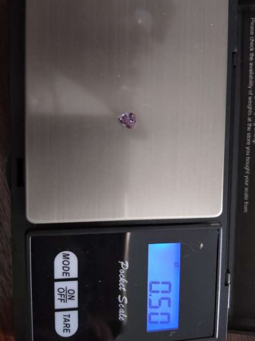 PULLED CZOCHRALSKI ALEXANDRITE (COLOR CHANGE)