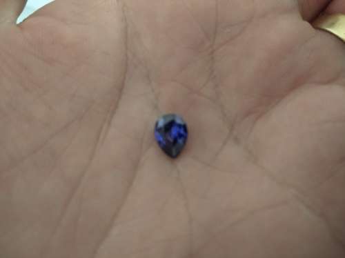 1.85 CT TANZANITE