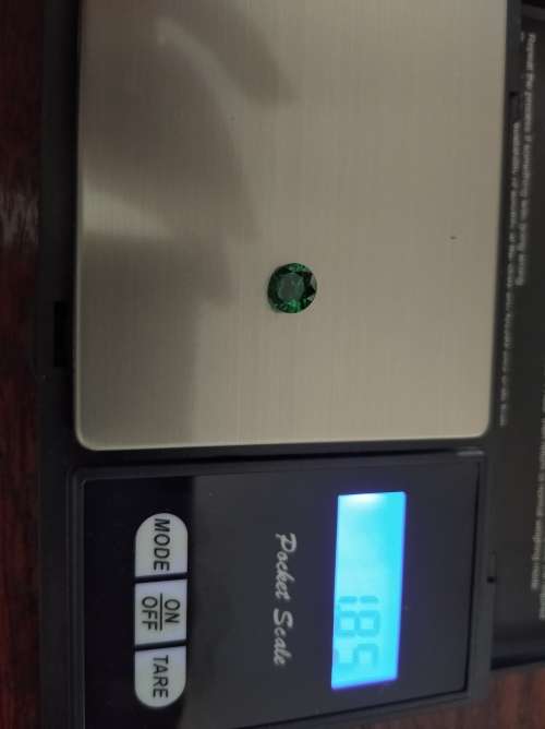 1.85 CT EMERALD