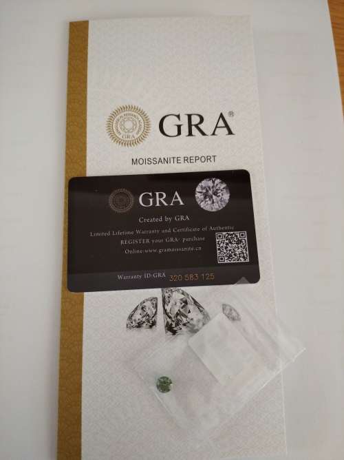 GREEN MOISSANITE
