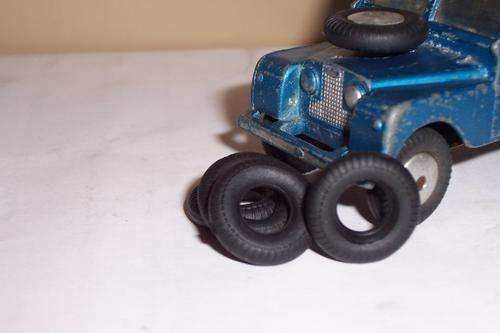 B10a - Corgi Tyres
