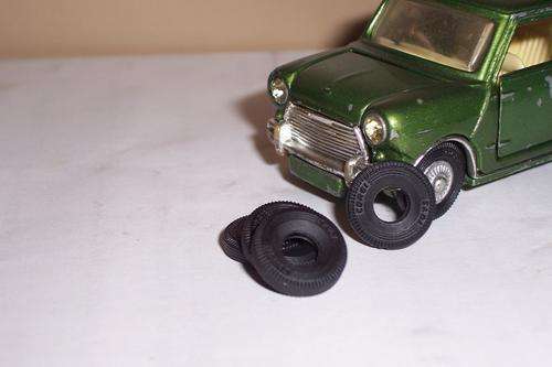 B90 - Corgi Tyres