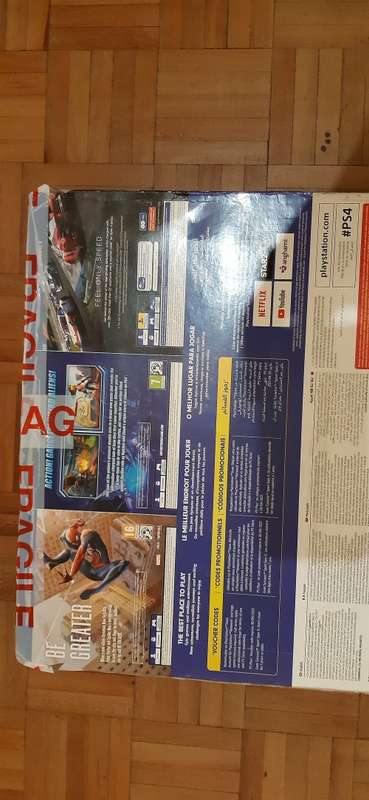 Playstation 4 Console with 3 games
