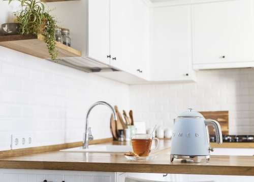 Smeg 0.8L Retro Mini Kettle