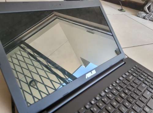 ASUS X553M