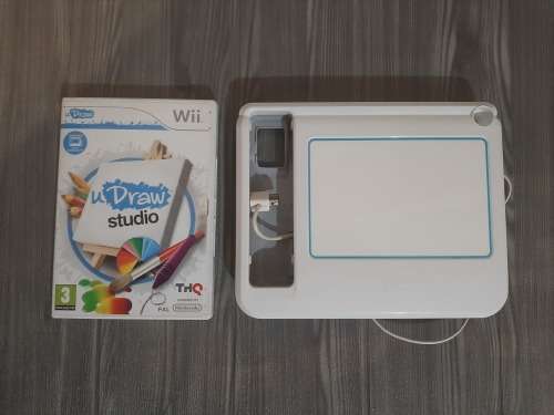 uDraw Studio (Nintendo Wii) - Includes uDraw Pad and 2 Games