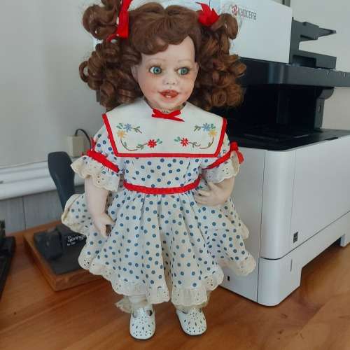 2 x Porcelain dolls