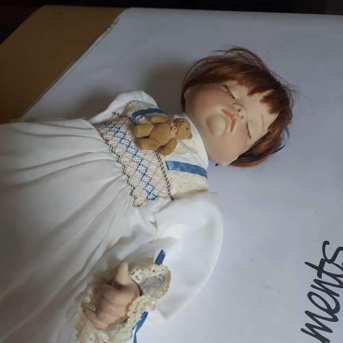 2 x Porcelain dolls