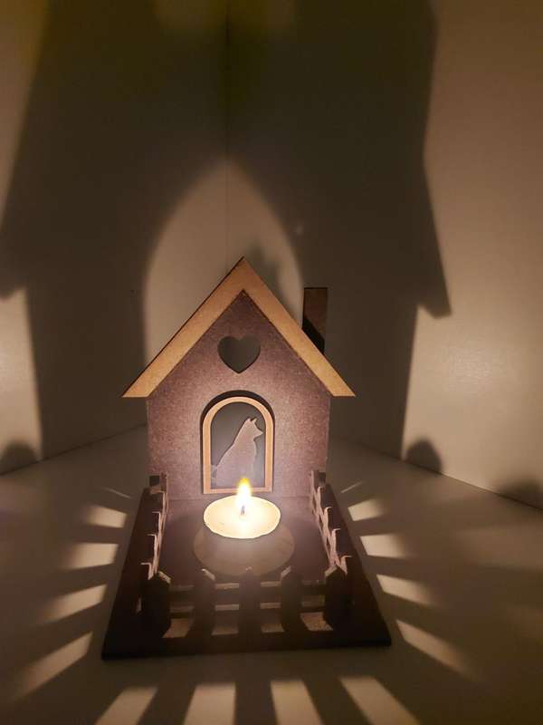 Candle holder