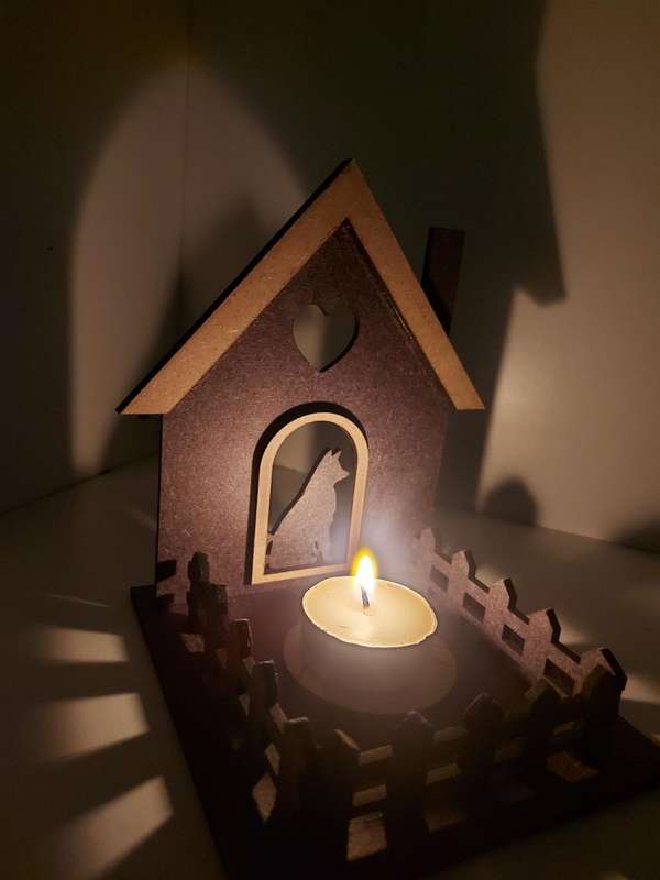 Candle holder