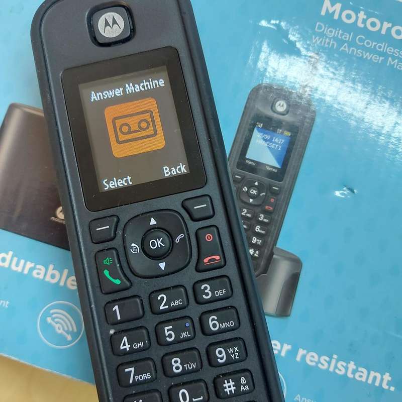 Cordless Motorola Phone O211 with Answering machine