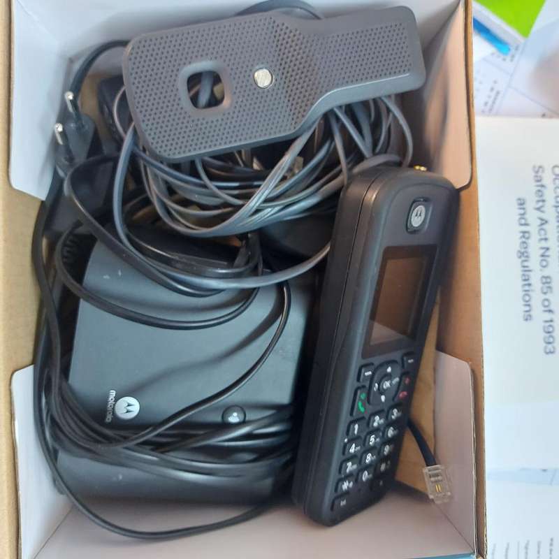 Cordless Motorola Phone O211 with Answering machine