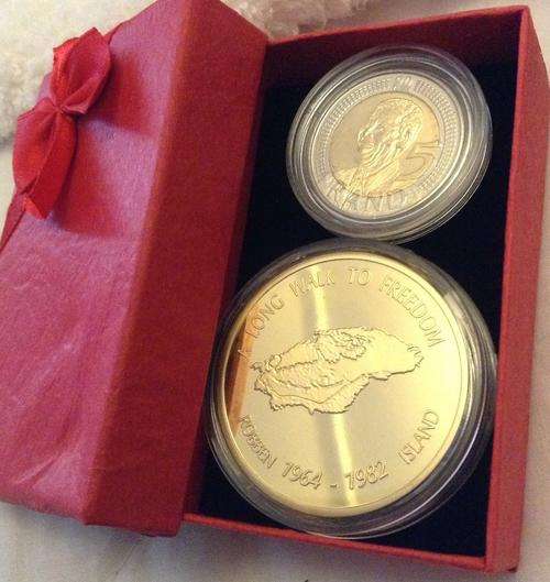 2008 mandela Birthday coin + 1 Oz gold Cladded Nelson Mandela Medal