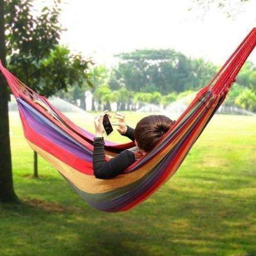 Comfortable Folding / Hanging Hammock - Ideal for those Lazy Days!