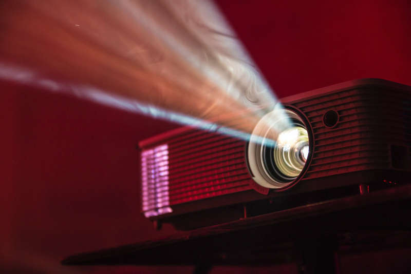 Telefunken Projector with DVD Player - Up to 150inch Projection Size
