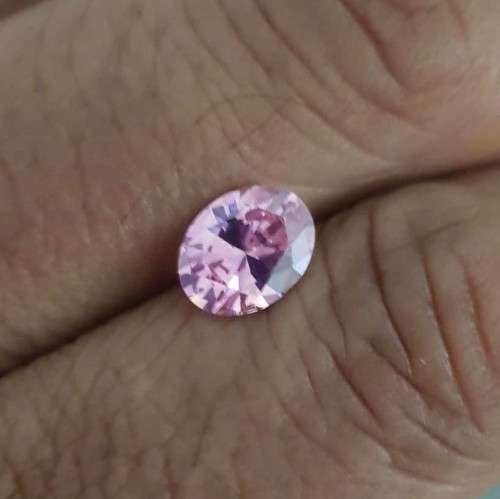 Cubic Zirconia 3.33Cts Pink Oval Cut** Master Cut**