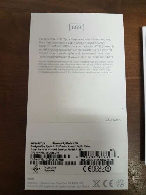 iPHONE 4S 8GB