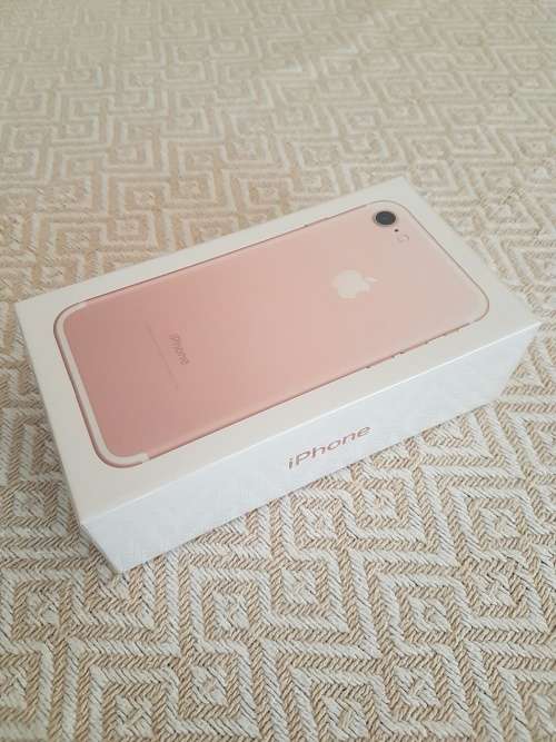 iPHONE 7 - 128GB - ROSE GOLD - NEW!