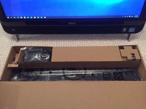 Dell Inspiron One 2320 - Core i3 2100 3.1 GHz - 4 GB - 1 TB - LED 23"