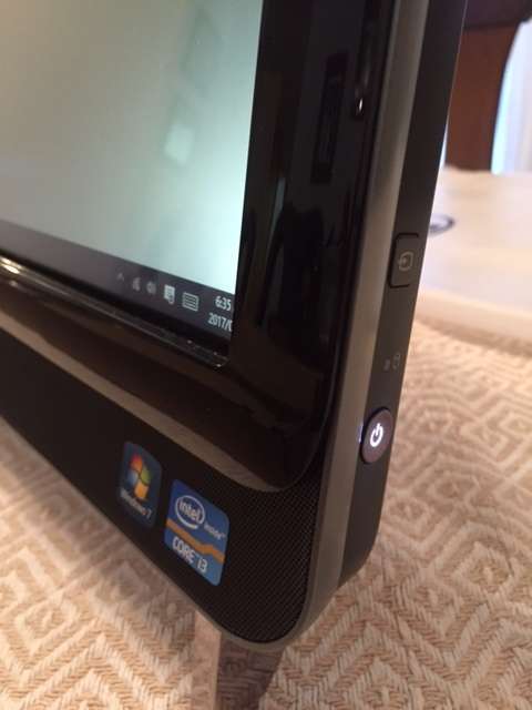 Dell Inspiron One 2320 - Core i3 2100 3.1 GHz - 4 GB - 1 TB - LED 23"