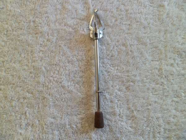 Ice Tongs - expandable claws