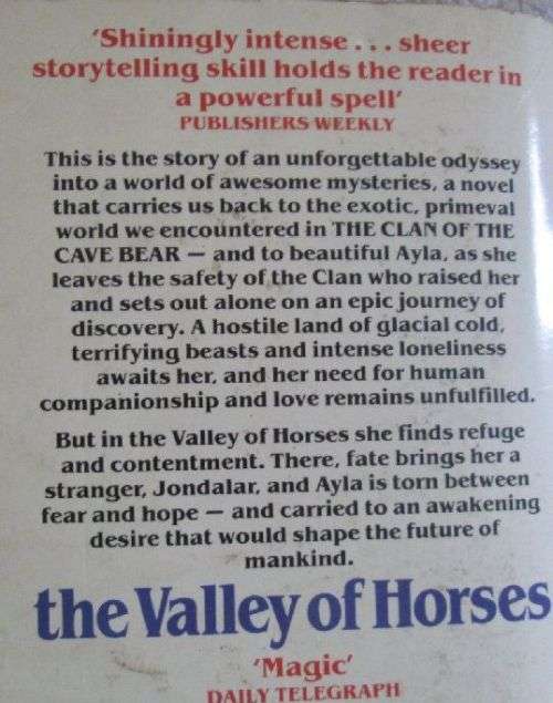 The Valley of the Horses - Jean M. Auel