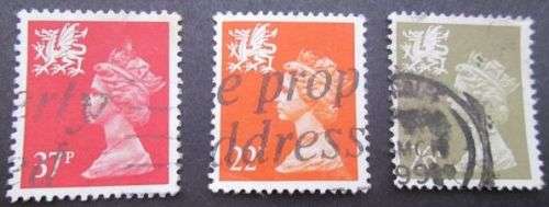 Great Britain Wales 1990 Queen Elizabeth II - New Colors and Values 22, 26 and 37P used
