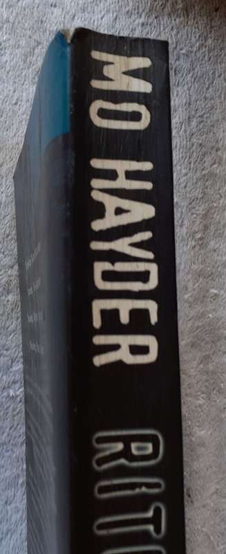 Ritual - Mo Hayder,