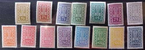Austria - 1922/24 The Republic of Austria most UMM a few may have been lightly mounted