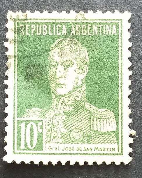 Argentina 1924 -1933 Definitive Issues - General San Martin, without Period after Value 10c used