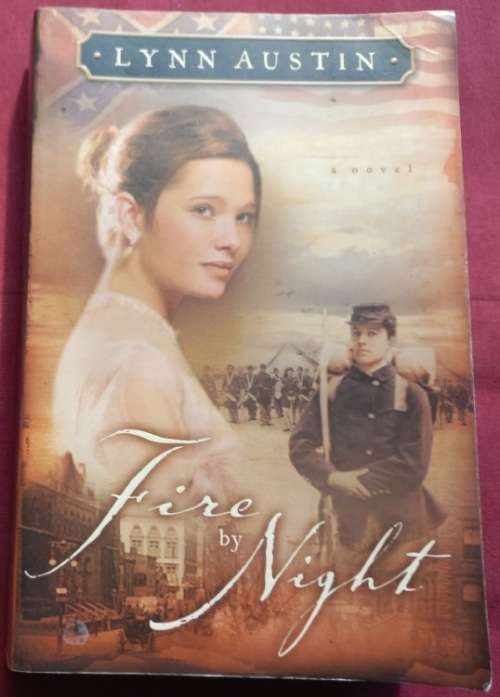 Fire By Night - Lynn Austin - Softcover - 429 Pages