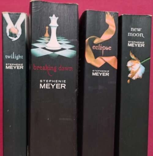 The Twilight Series (Set 4 Books) - Stephenie Meyer - Softcover