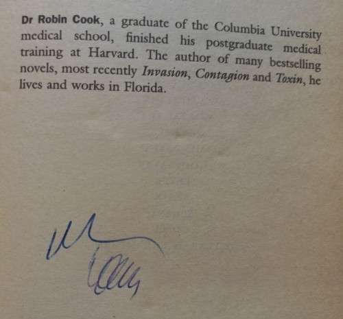 Vector - Robin Cook - Softcover - 496 Pages
