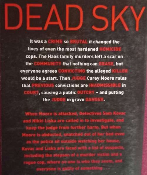 Dead Sky - Tami Hoag - Softcover - 408 Pages
