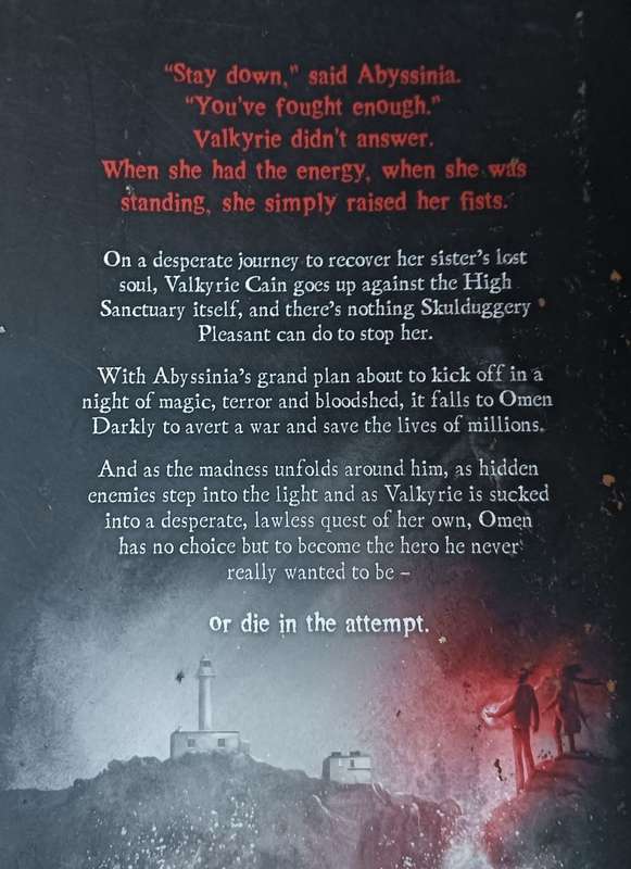 Skulduggery Pleasant - Bedlam - Derek Landy - Large Softcover - 584 pages