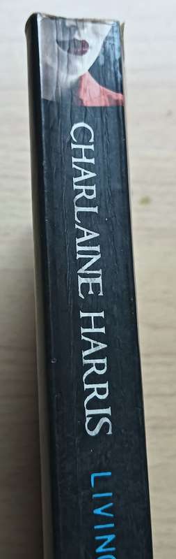 Living Dead in Dallas - Charlaine Harris- Softcover -279 pages