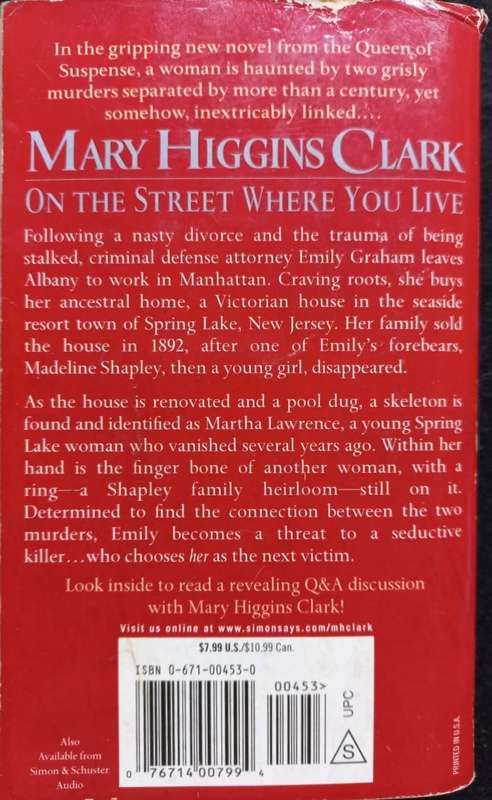 On the Street Where You Live - Mary Higgins Clark - Softcover - 387 Pages