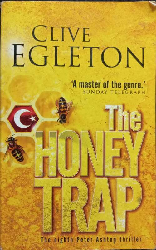 The Honey Trap - Clive Egleton - Softcover - 390 Pages