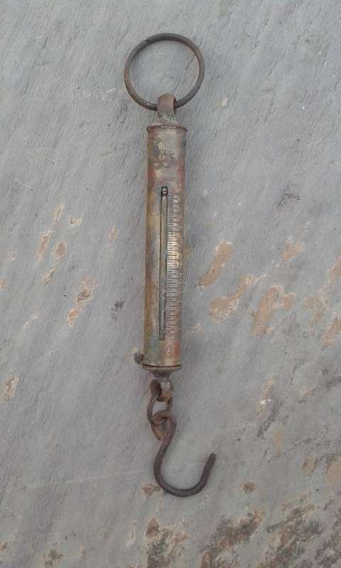VINTAGE BRASS SALTER 30 LB FISH SCALE