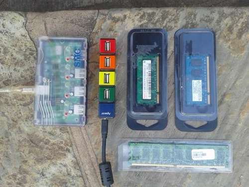 LAPTOP RAM AND USB PORTS / EXPANDERS