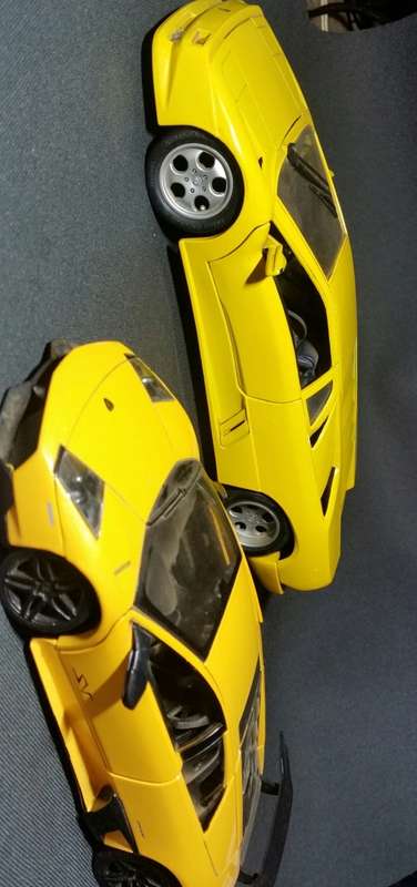 Lamborghini 1/18-1/32 Maisto Model Cars.