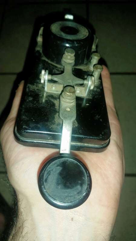 Morse code key