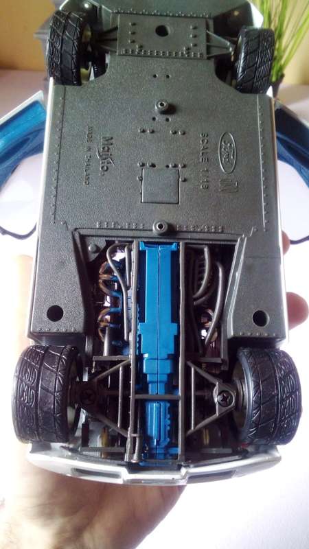 Maisto Ford GT90 1/18 Diecast Model car