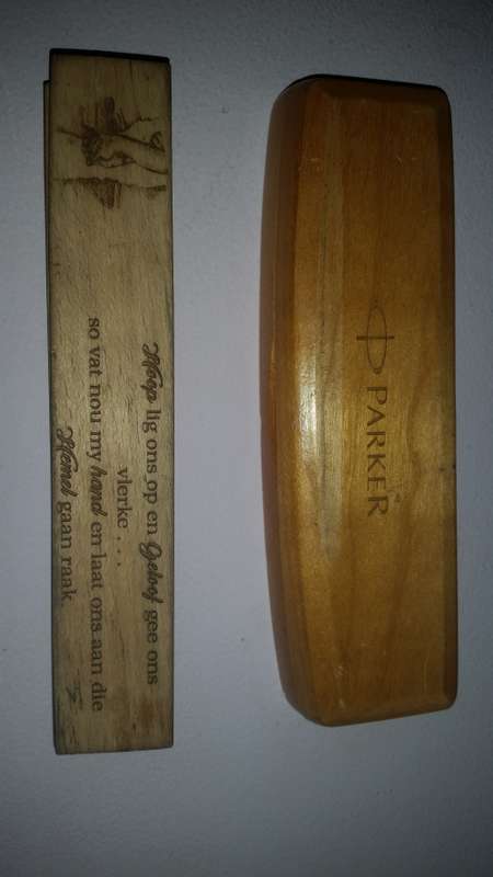 Parker Pens. (Wooden Holders)