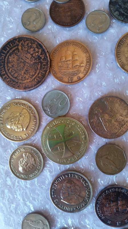 Mixed Lot Coins.
