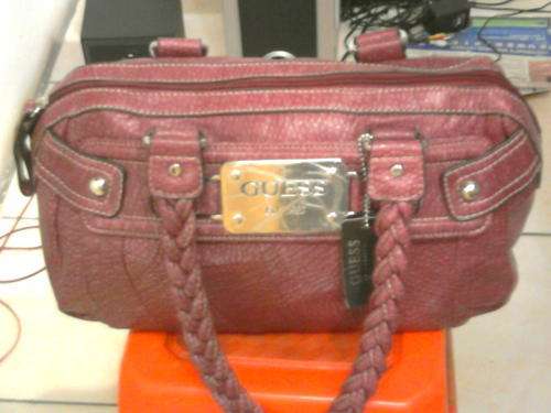 Stylish Purple guess handbag