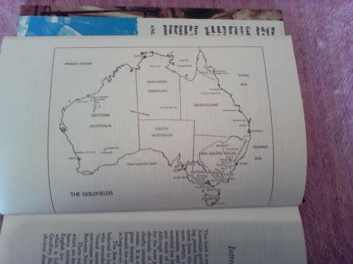 History of the Australian Gold Rush ed by Nancy Keesing. H/C